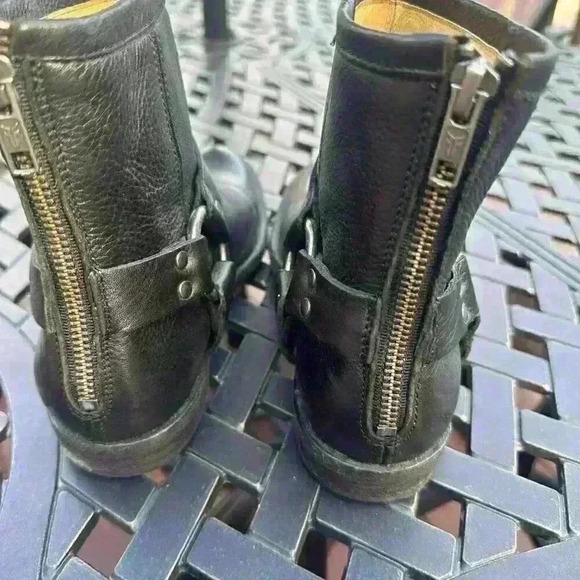 Frye Philip Harness Boots-size 7 - Picture 5 of 7